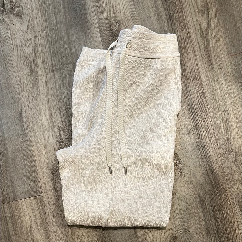 lululemon athletica engineered warmth jogger